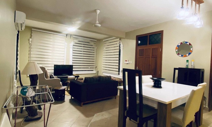 Mlingotini Appartement | Un aperçu de l'Afrique.