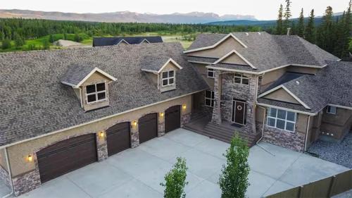 Hinton Villa | A Gorgeous Mansion for Jasper Vacation