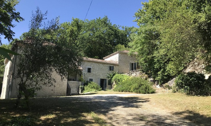 Fauroux Autre | Maison de campagne restaurée avec piscine et superbe vue