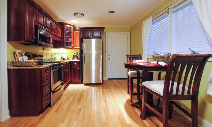 Cleveland Cottage | Quartier historique Hideaway