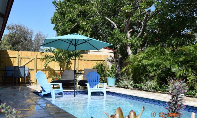 Tropic Isle Villa | $$ VENTE-Avril-Sept-TRÈS PRIVÉ-Tout NOUVEAU Piscine-2 LUXE Master Suites-Beach-5 Blks