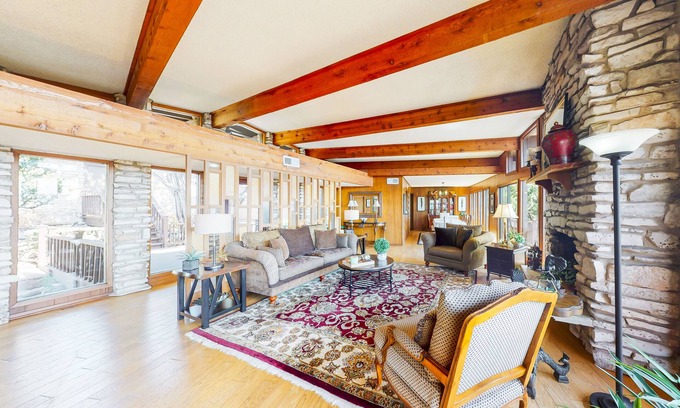 Sky Forest Maison | A King's View of Hill Country: Scenic Home w/ End-to-End Deck