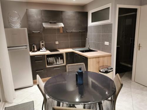 Brison-Saint-Innocent Appartement | A l instant présent