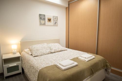 Le Pin Appartement | A L'Ombre du Pin "7" - Spacious T3 Duplex near Disneyland and Paris, 1-6 Guests