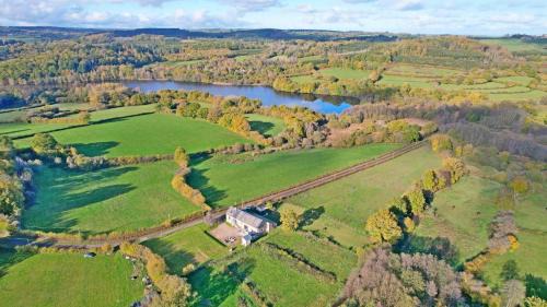 Saint-Martin-de-la-Mer Maison | A l'Orée du Lac, 500m lac de Chamboux