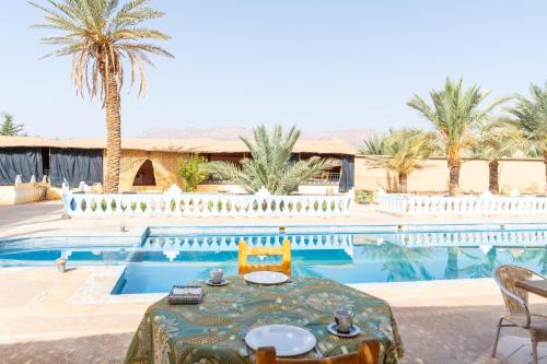 Afra Maison | A LA FRAICHEUR DU DRAA