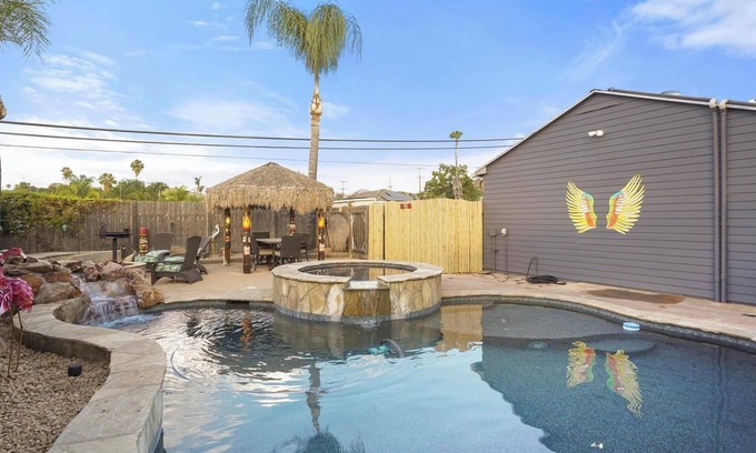 Lakeside Maison | A Lakeside Retreat - The Birdhouse SD, Pool, Spa, Fire Pit, Game Room