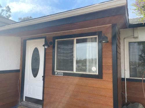 Visalia Maison | A Little Bit Of Country