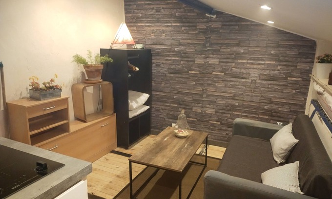 La Ciotat Appartement | Petit cocon sous les toits