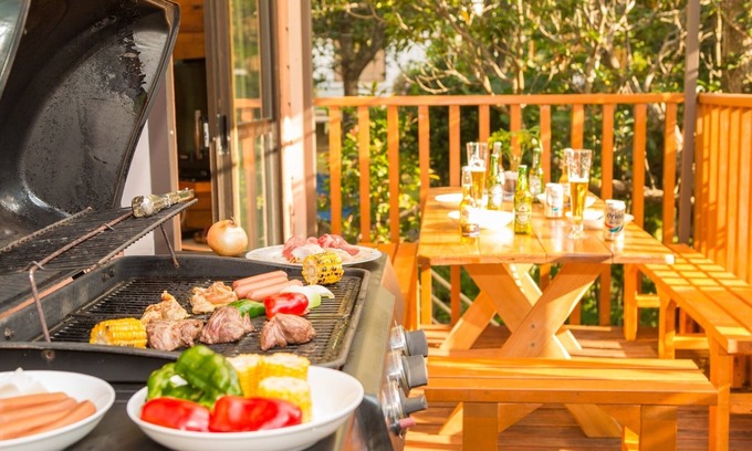 Nakama Maison | A log house in the wilderness of Onna village BBQ / Kunigami-gun Okinawa