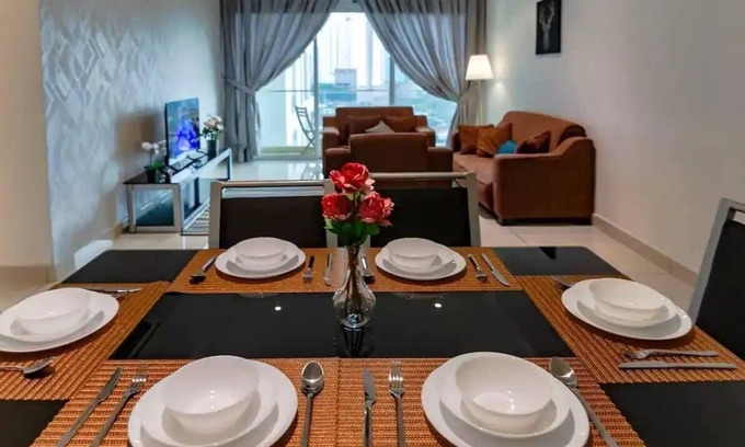 Taman Century Appartement | A Lux 3BR KSL DEsplanade Residence, FREE Parking