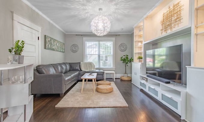 Peoria Maison | Un domaine luxueux et moderne. Transfert aéroport gratuit avec Tesla Model X!