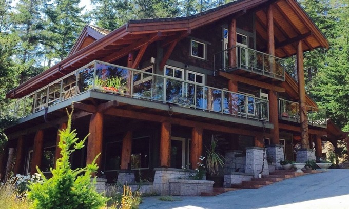 Heriot Bay Maison | Un havre de luxe au cœur de la nature