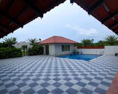 Hyderabad Station Balnéaire | A Luxury Farm stay
