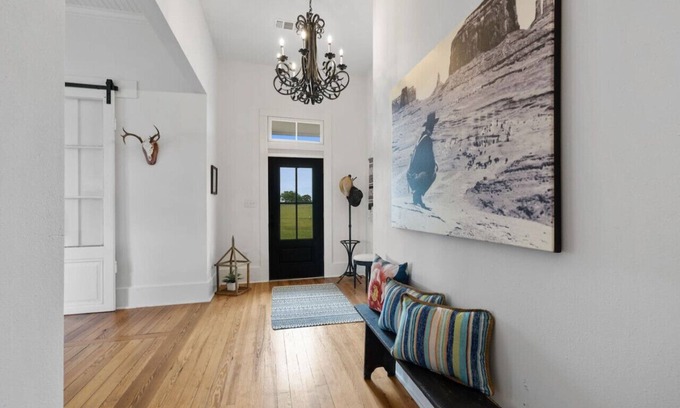 Brenham Maison | A luxury Farmstead retreat, escape the city lights!