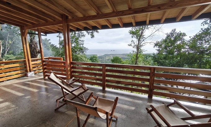 Las Tunas Maison | A Luxury Retreat Between Ocean & Jungle in Ayampe