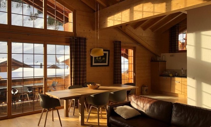 Val d'Illiez Appartement | Un penthouse de luxe skis aux pieds avec toutes les commodités