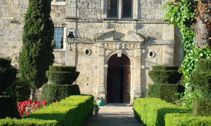 Frechou Maison | Une expérience mémorable et romantique au Château du Fréchou et ses jardins