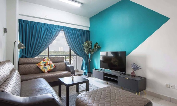 Tampoi Appartement | A Modern 3BR Home Near Danga Bay, Free Parking