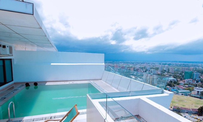 Upanga East Copropriété | a much loved spacious luxury penthouse at the center of daressalaam
