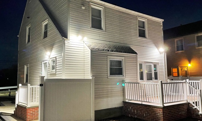 Hempstead Maison | A New York Governor Lived Here