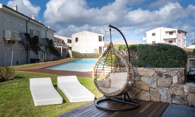 Palau Maison | Un nid de paix avec piscine