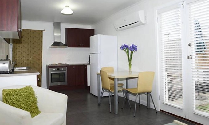 Newington Cottage | Un endroit où séjourner - The Stables @ Smith St