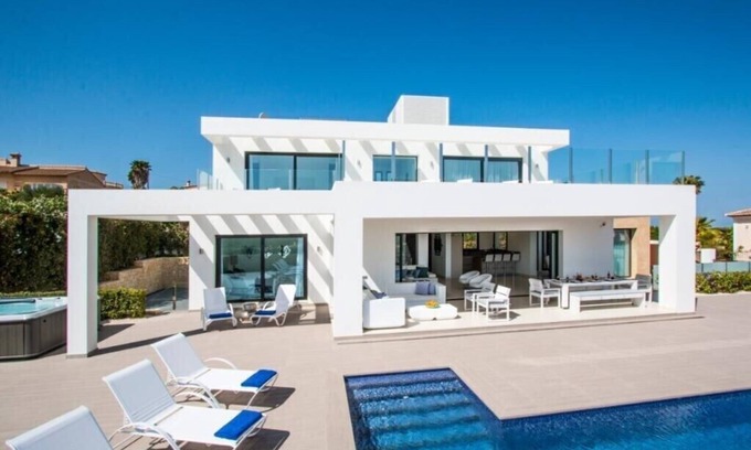 Urbanizacion La Mandarina Maison | A Private Luxury Villa 5 Star accommodation