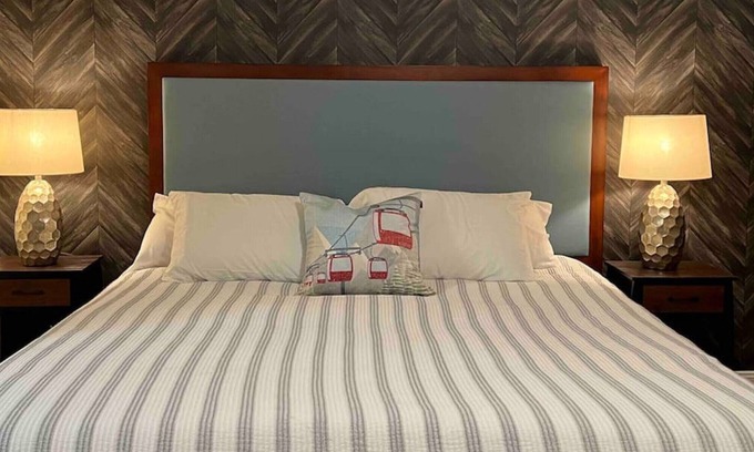 Blodgett Mills Maison | A private room hotel like next to Greek Peak