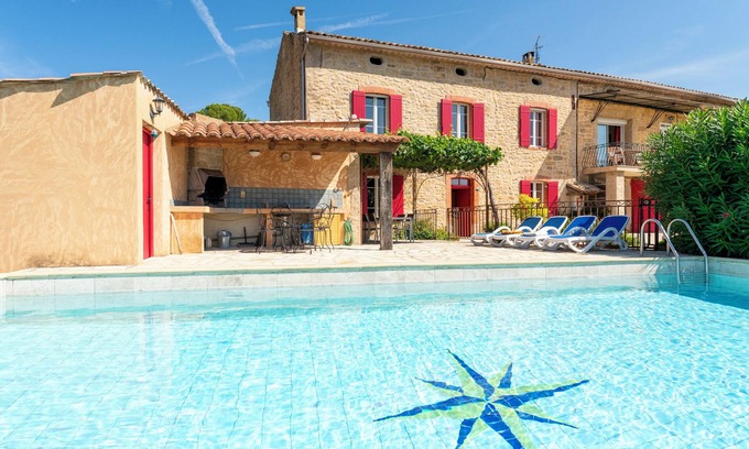 Saint-Romain-en-Viennois Maison | Une Escapade Provençale au Cœur des Vignes, à Vaison-la-Romaine