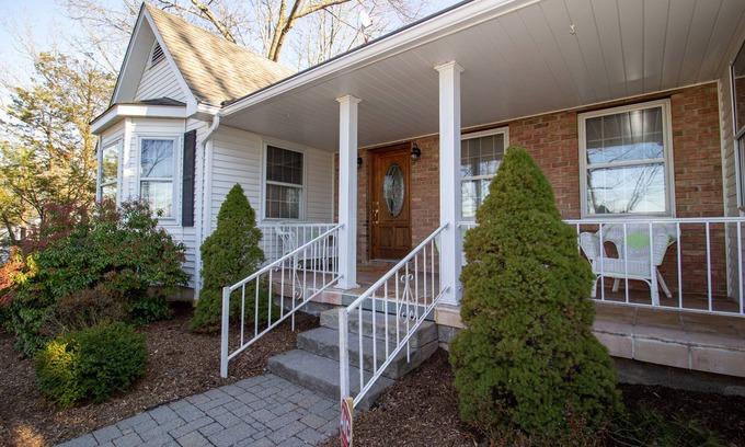 Stroudsburg Maison | A quiet mountaintop retreat with all the comforts of home!