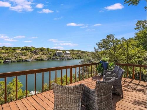 Marble Falls Maison | A Rare Find! - Bright & Gorgeous Lake Home in Marble Falls