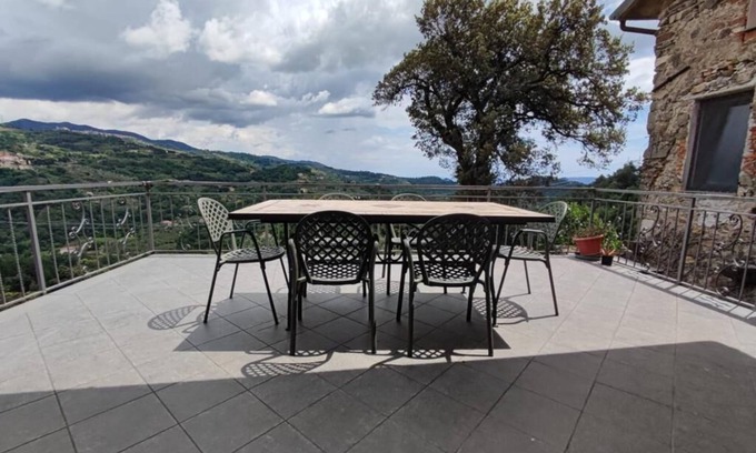 Fosdinovo Maison | A relaxing stay in the vicinity of Sarzana, Lerici, Portovenere and 5 terre