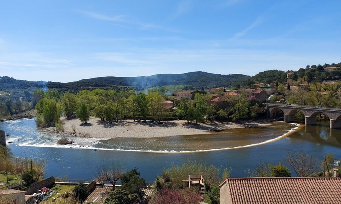 Roquebrun Maison | Un gite remarquable , d'agrément et d’accès a la nature classe 3 etoiles