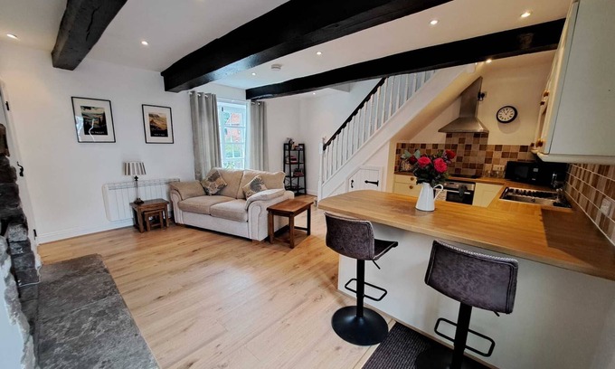 Lydney Maison | A rural house on the edge of the Forest of Dean with 3 pubs within a short walk.