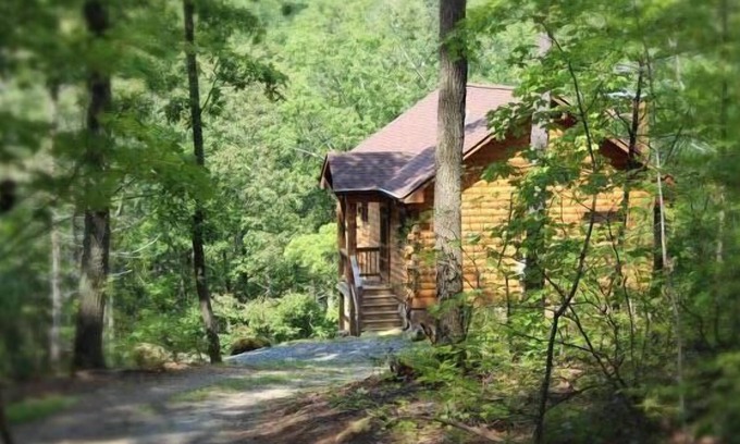 Stanardsville Cabine | A Rustic Chic-Cabin Hideaway à la porte du Parc national de Shenandoah