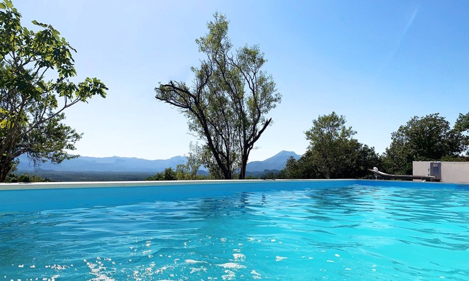 Sestanovac Villa | Villa individuelle sur la montagne à côté de la rivière Cetina, SERVICE DE CONCIERGE 24/7