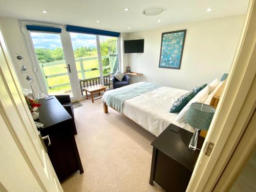 Box Appartement | A secluded self contained Country Suite with a view - parking, easy access to Bath