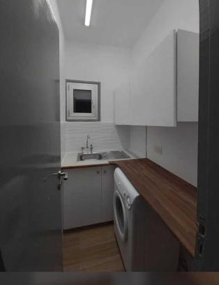 Zygi Appartement | A separate room with a shared bathroom and 50 meters from the sea