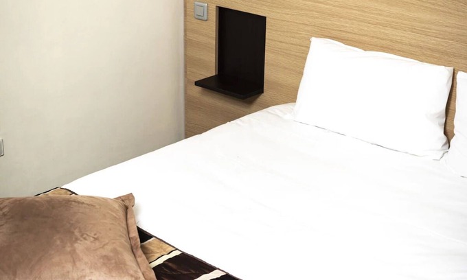 Gap Hôtel | A Short Drive to Céüse! FIDO-friendly Unit with Onsite Parking! Seasonal Pool!