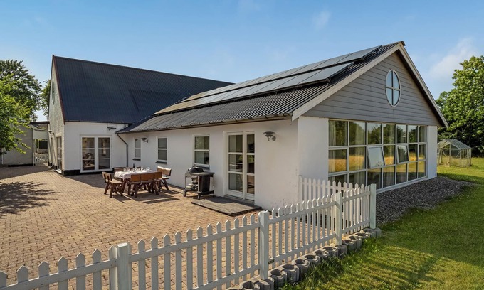 Snertinge Maison | 5 chambres hébergement à Snertinge