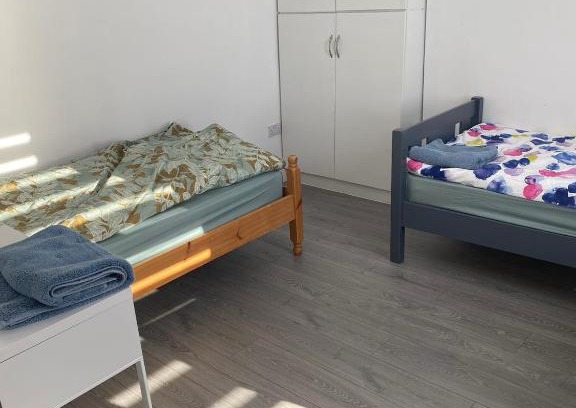 Glasnevin Maison | A spacious room near the city center(Room 1)