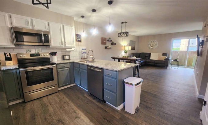 Newton Maison | A Spacious Townhome in Newton - Unit C