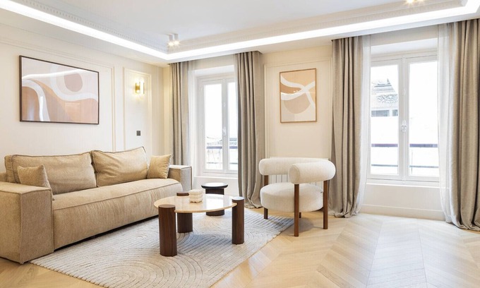 Gaillon Appartement | Un Splendide 2-CH/2SdB avec Services à Opéra