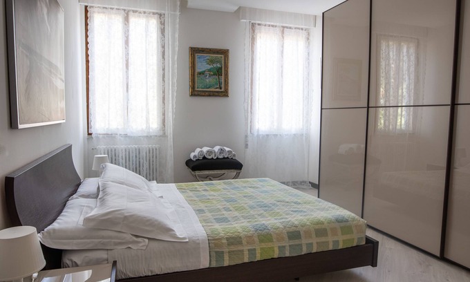 Lerici Appartement | A stone's throw from the sea! Cozy apartment with private parking