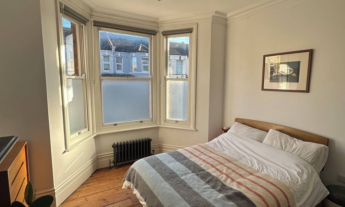 Margate Maison | A stylish, well presented Victorian terrace, a stones throw from the beach