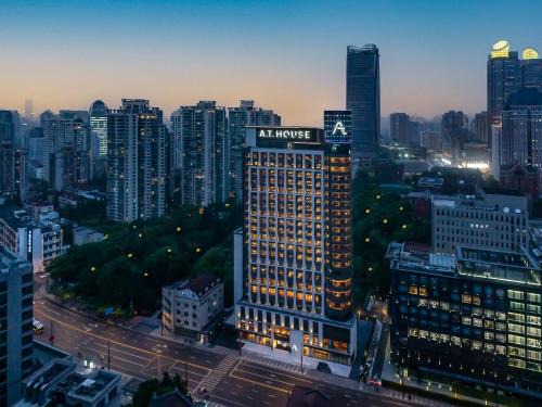 Xujiahui Hôtel | A T HOUSE Shanghai City Center Xujiahui - Free Night Snacks from 930pm-11pm