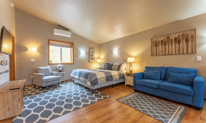 Ely Appartement | * Nouveau * Downtown Ely Studio * Parking, WiFi, King