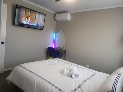 Craigieburn Maison | A Traveller's abode - Room 3