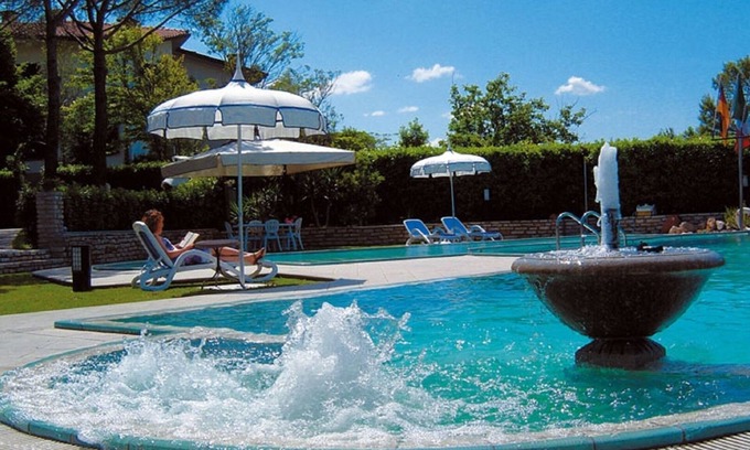 Crespina Appartement | UNE TULIPE .... pour un paysage toscan